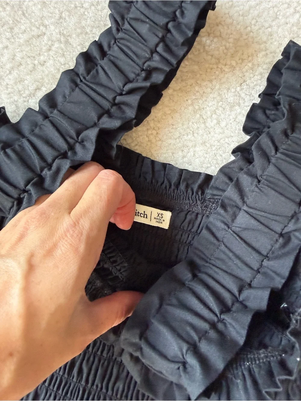 Abercrombie & Fitch flowy black